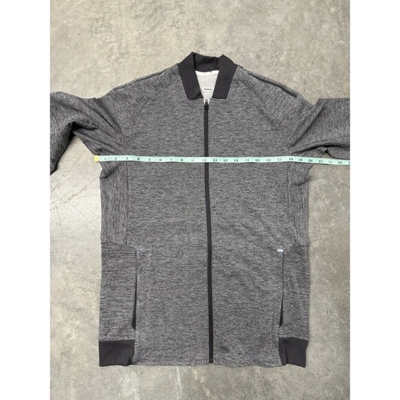 Lululemon Textured Tech Bomber Jacket.Graphite Gray/Vapor.Men. Sz S - Picture 4 of 16